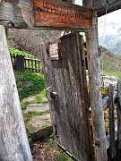 L'antica porta della Capanna Margherita
